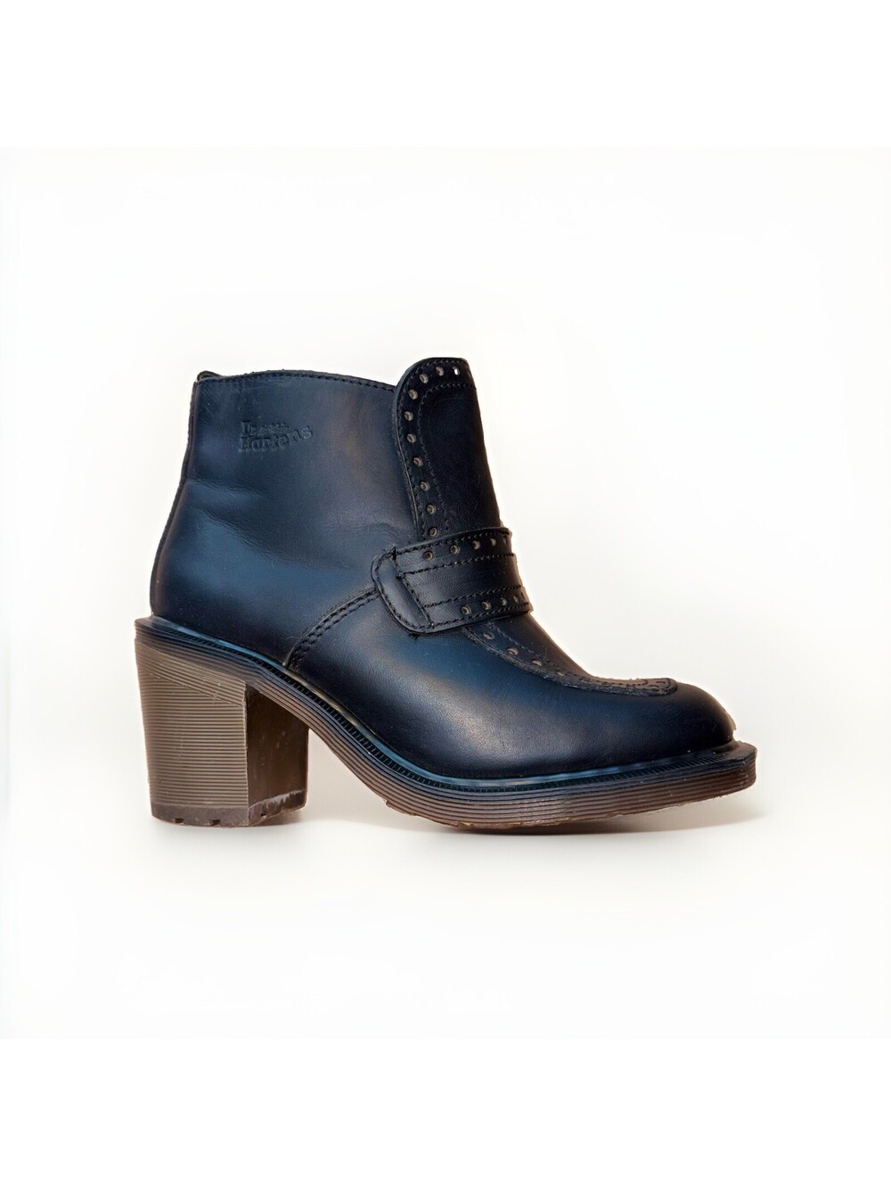 Vintage Dr Martens 8241 Court Brogue Black Leather Heel Boots Women’s 7 MIE